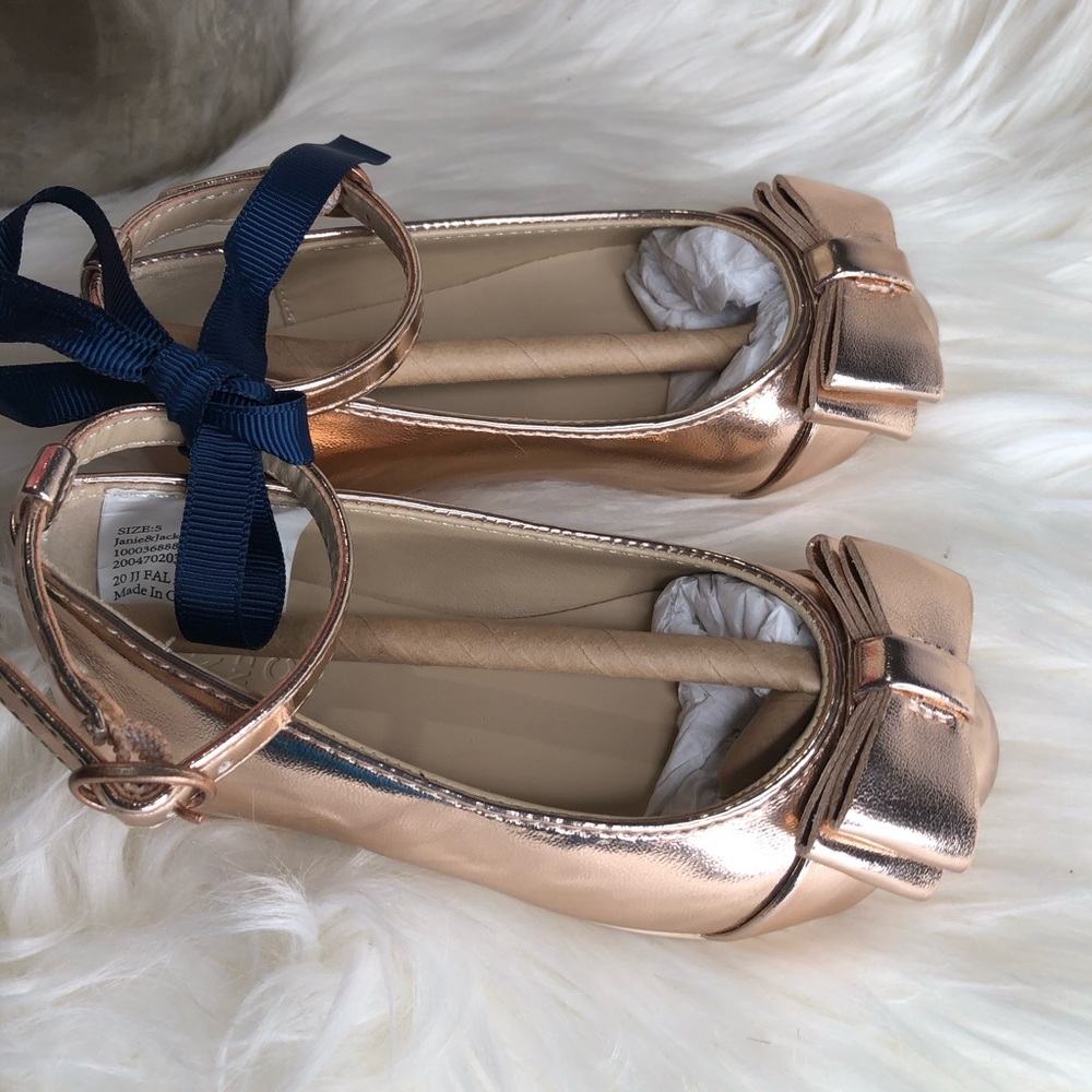 Janie and Jack toddler dressy shoe Gold size 5